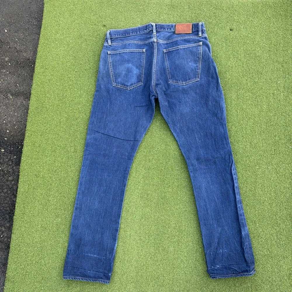 Taylor Stitch great size